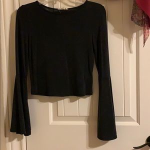 L.A. Hearts bell sleeve crop top